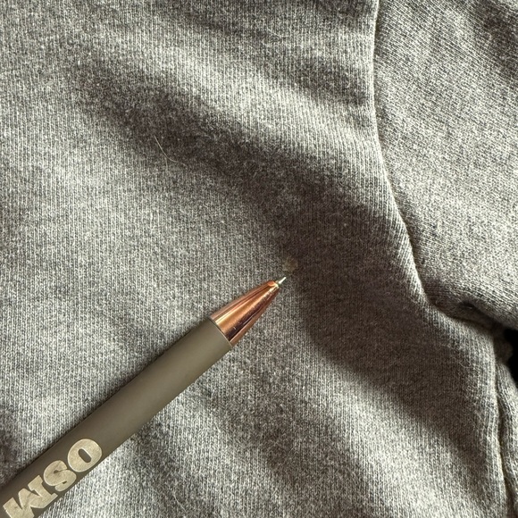 Dolce & Gabbana 9-12m Sweater *see photo for condition* - Picture 9 of 9